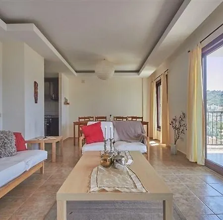 Maia 2 Villa *